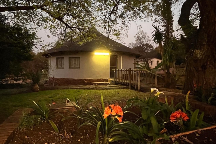 8 Bedroom Property for Sale in Broederstroom North West